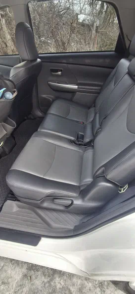 Toyota Prius 2012 - 16