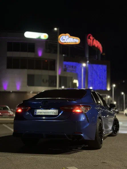 Toyota Camry 2017 - 5