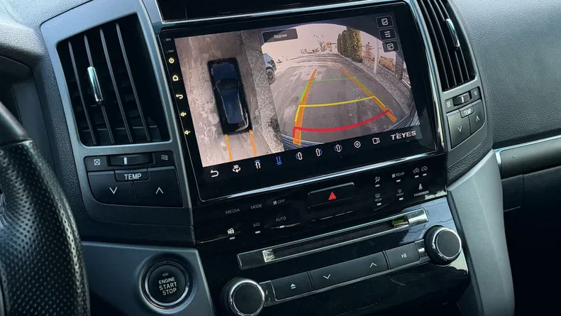 Toyota Land Cruiser 2012 - 23