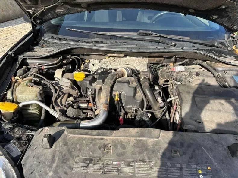 Renault Laguna 2008 - 10