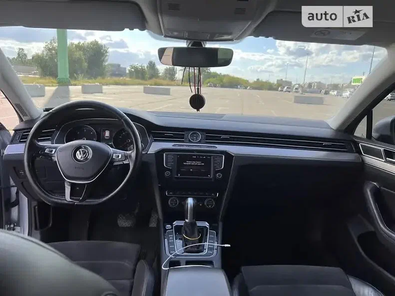 Volkswagen Passat 2016 - 6