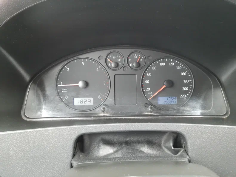 Volkswagen Transporter 2007 - 10