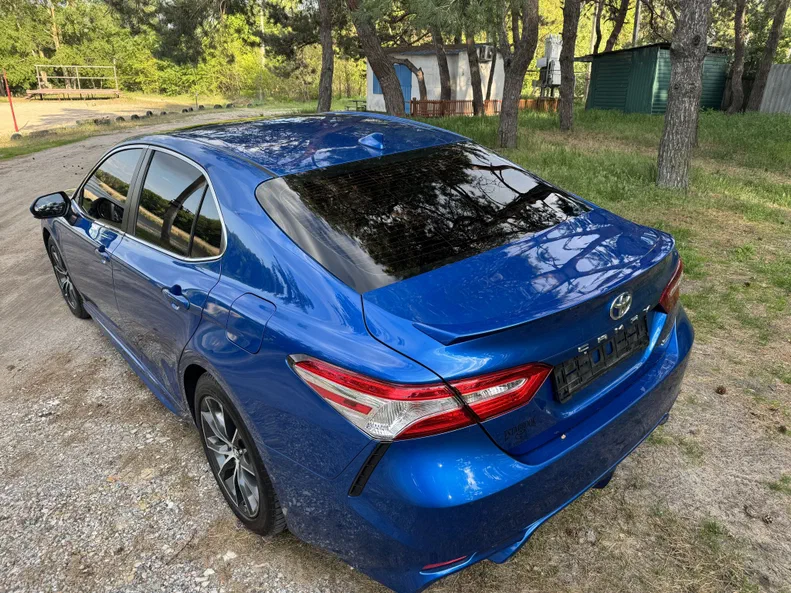 Toyota Camry 2018