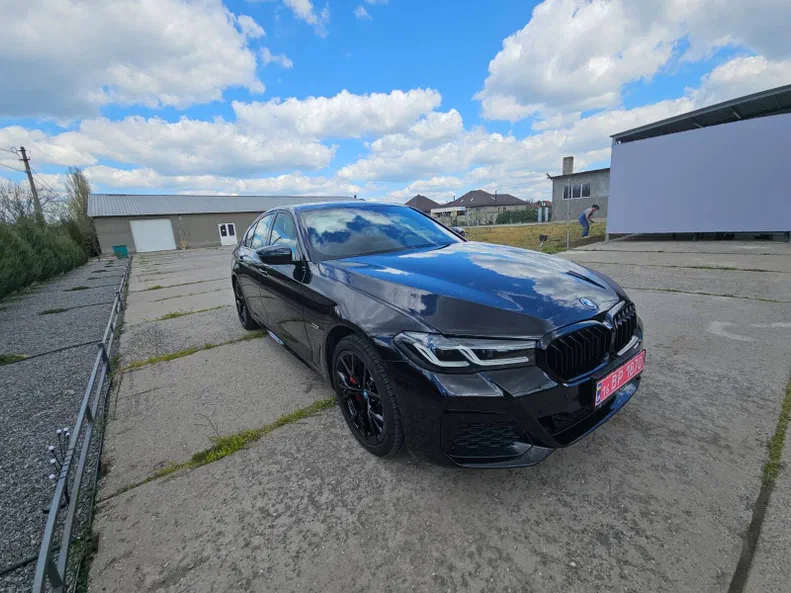 BMW 5 серии 2022