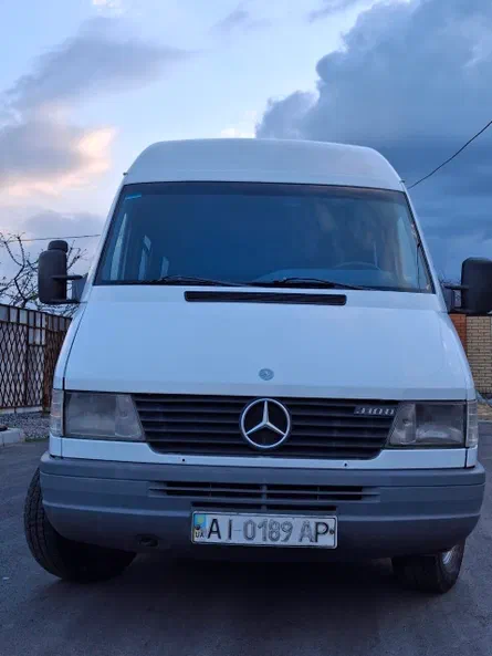 Mercedes-Benz 312D 1998