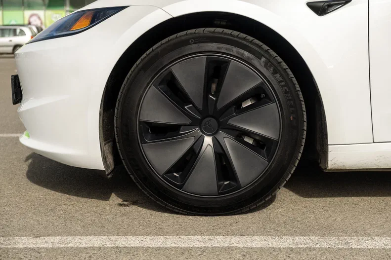 Tesla Model 3 2024 - 20