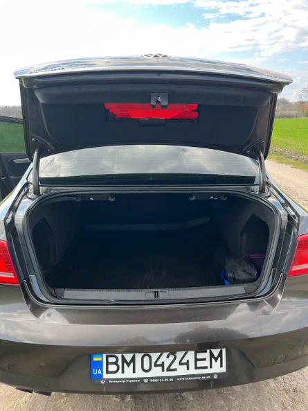 Volkswagen Passat 2012 - 6