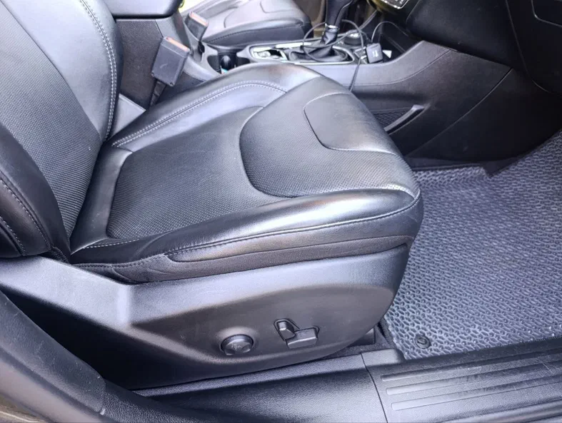 Jeep Cherokee 2022 - 7