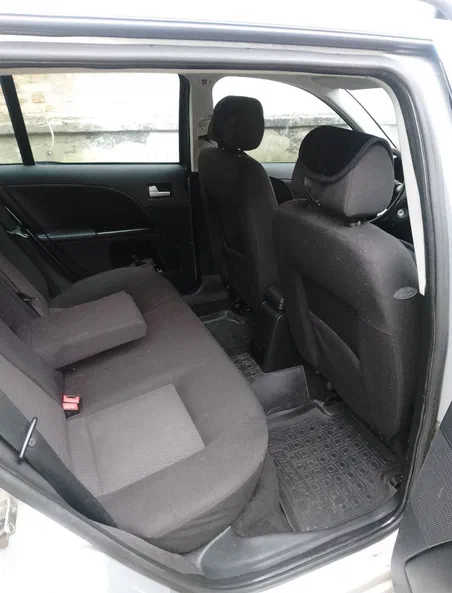 Ford Mondeo 2002 - 19