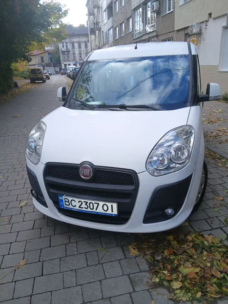 Fiat Doblo 2011