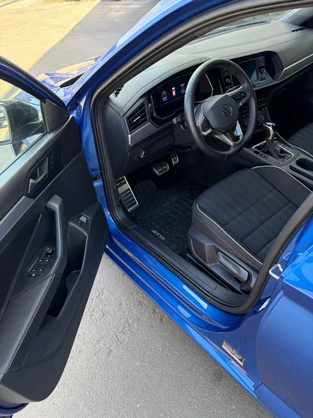 Volkswagen Jetta 2023 - 8