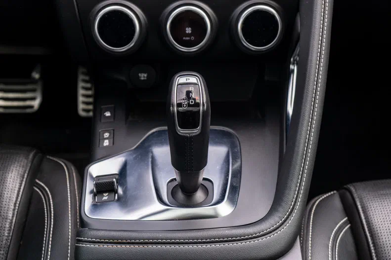 Jaguar E-Pace 2019 - 16