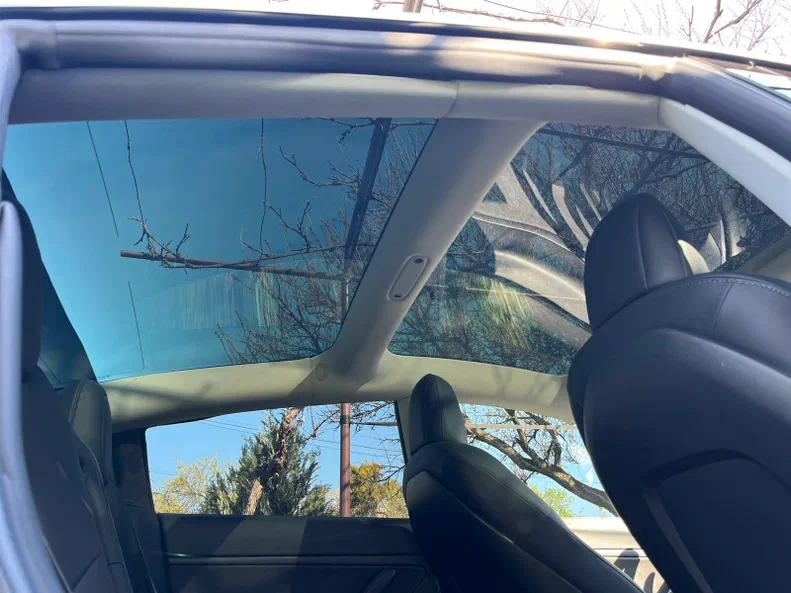 Tesla Model 3 2018 - 23