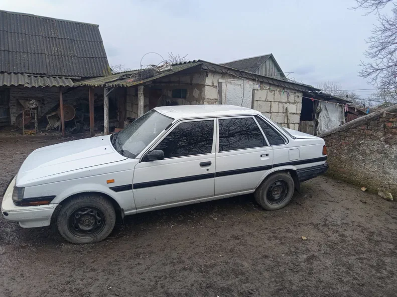 Toyota Carina 1987