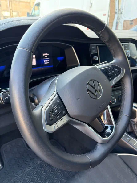 Volkswagen Jetta 2023 - 17