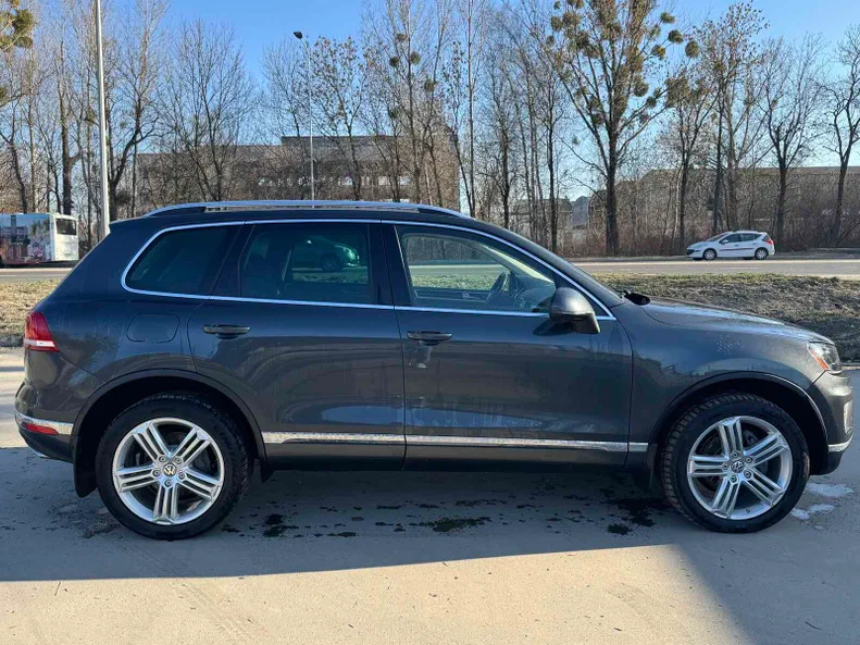 Volkswagen Touareg 2015