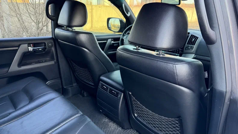 Toyota Land Cruiser 2012 - 27