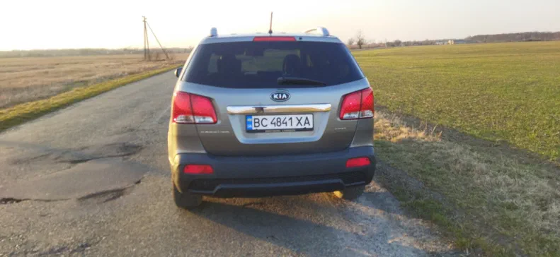 Kia Sorento 2012 - 11