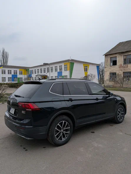 Volkswagen Tiguan 2018 - 9