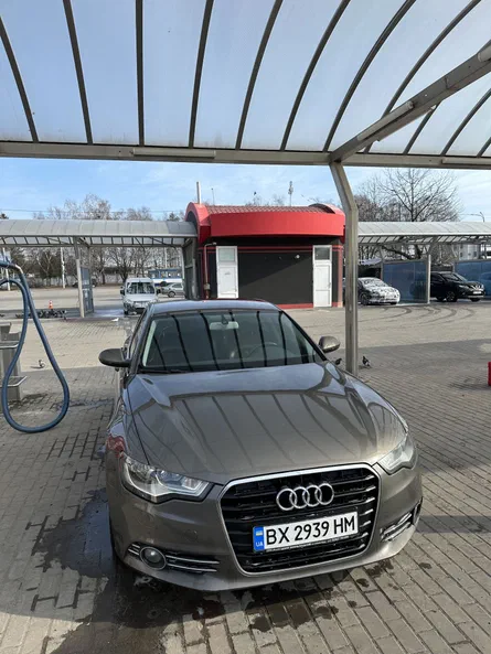 Audi A6 2012