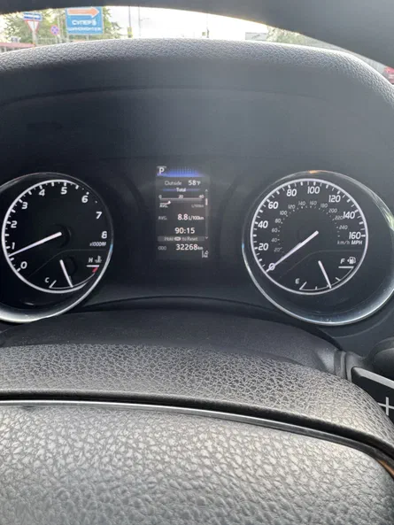 Toyota Camry 2018 - 7