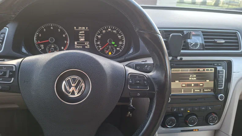 Volkswagen Passat 2013 - 11