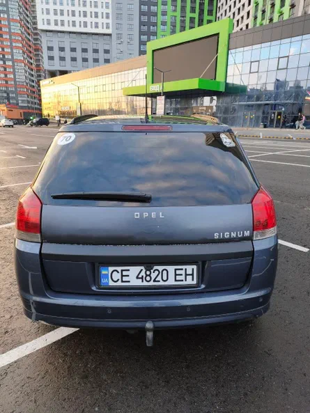 Opel Signum 2005