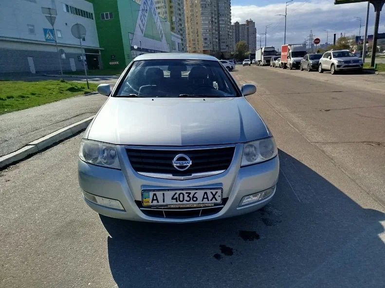 Nissan Almera 2006