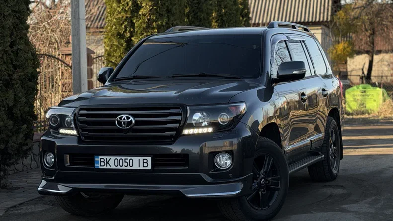 Toyota Land Cruiser 2012