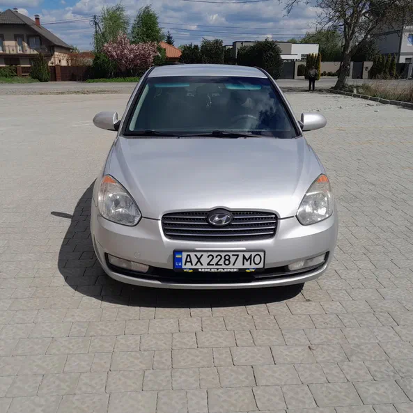 Hyundai Accent 2008 - 8
