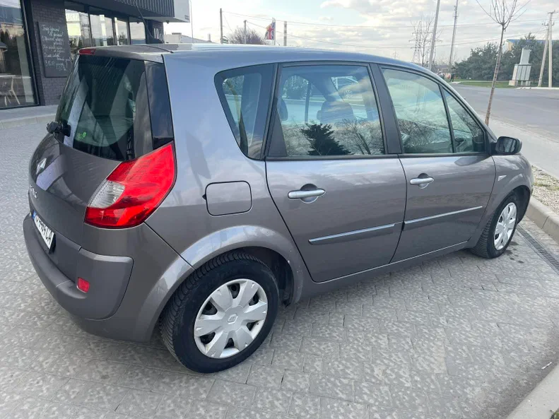 Renault Scenic 2008 - 6