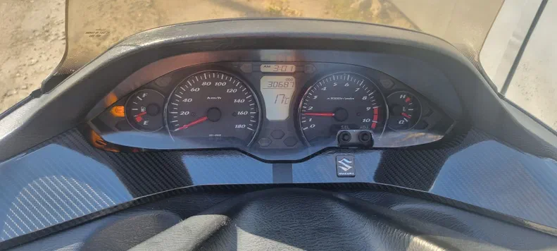 Suzuki Burgman (SkyWave) 400 2014