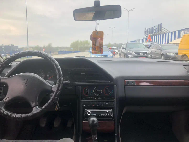 Peugeot 605 1992 - 16