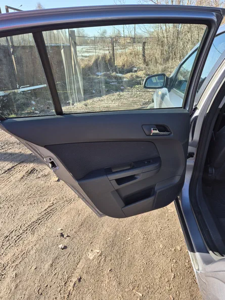 Opel Astra 2008 - 10