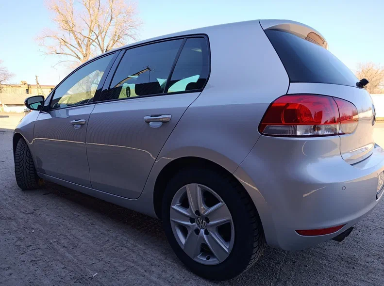 Volkswagen Golf 2009 - 5