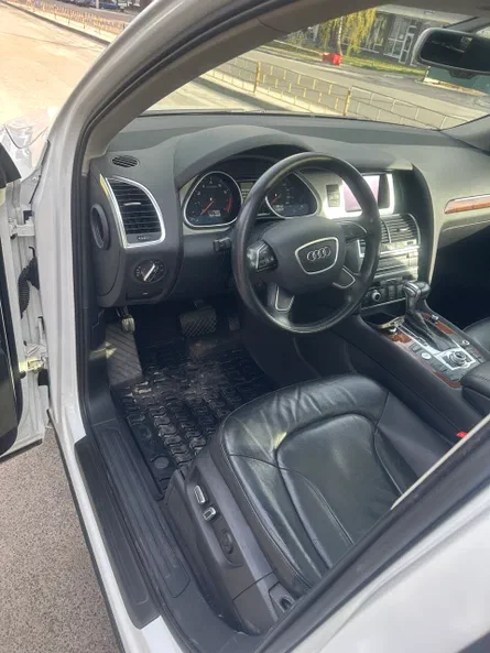 Audi Q7 2015 - 6