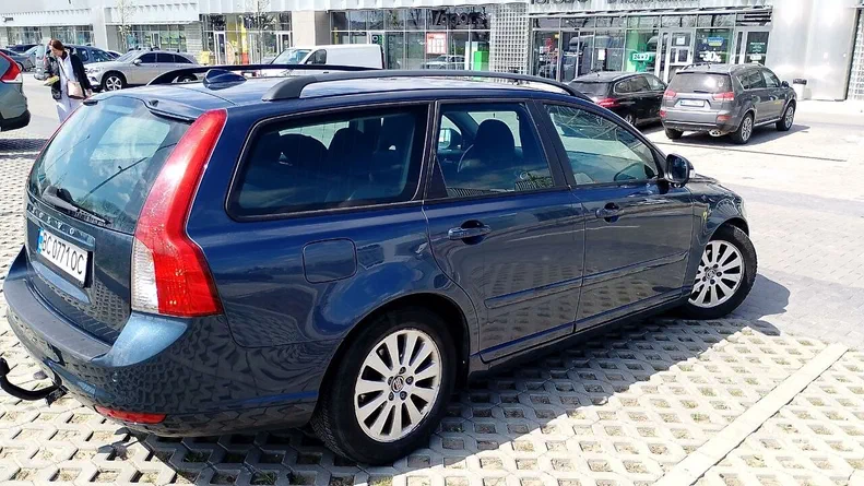 Volvo V50 2011 - 5