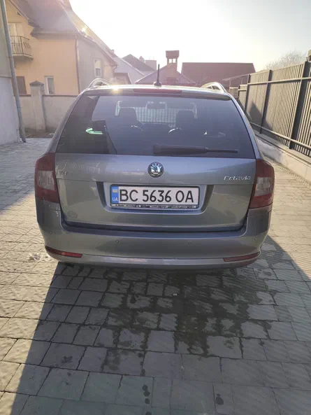 Skoda Octavia 2013 - 6