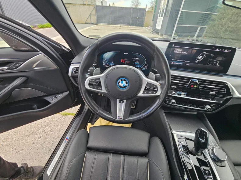 BMW 5 серии 2022 - 6