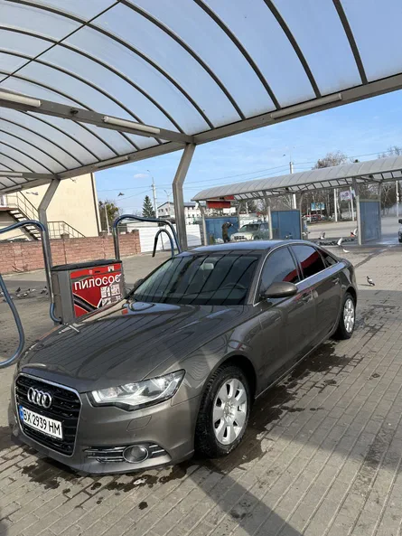 Audi A6 2012