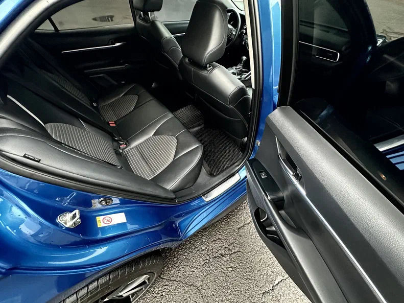 Toyota Camry 2017 - 8