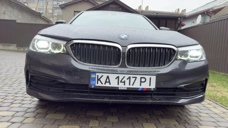BMW 5 серія 2019 - 16