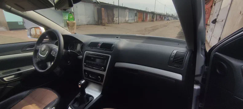 Skoda Octavia 2011 - 12