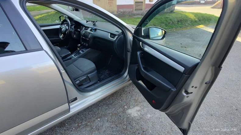 Skoda Octavia 2015 - 17