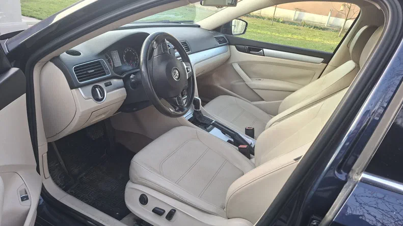 Volkswagen Passat 2013 - 9