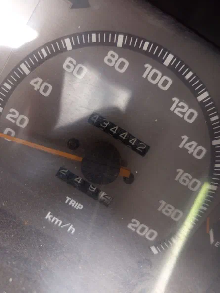 Toyota Carina 1987 - 6