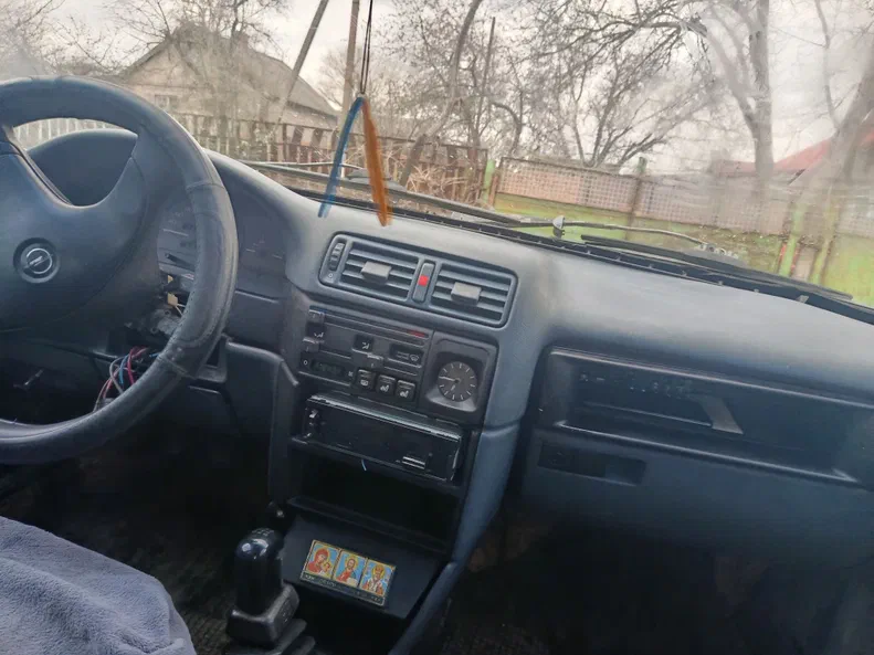 Москвич 2141 1993 - 13