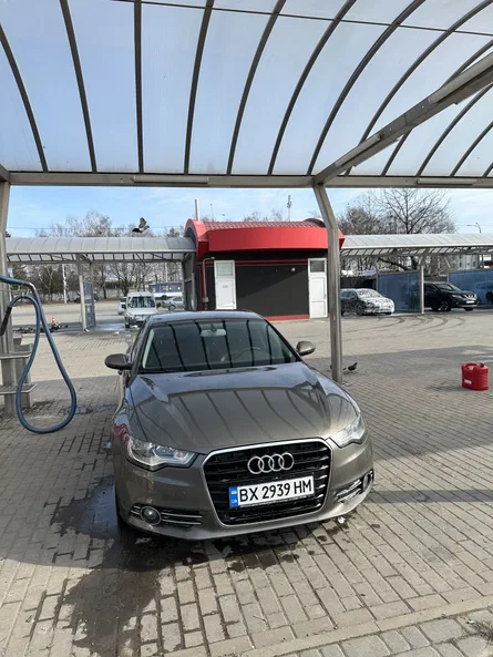 Audi A6 2012
