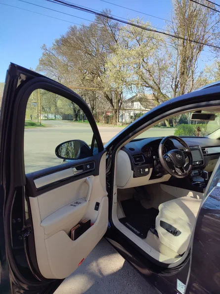 Volkswagen Touareg 2014 - 11