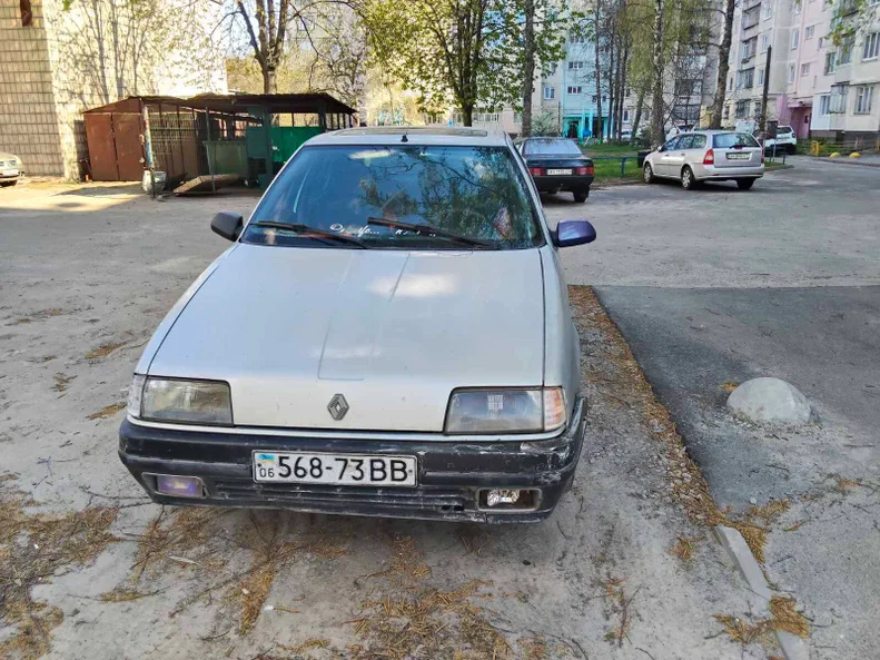 Renault 19 1989